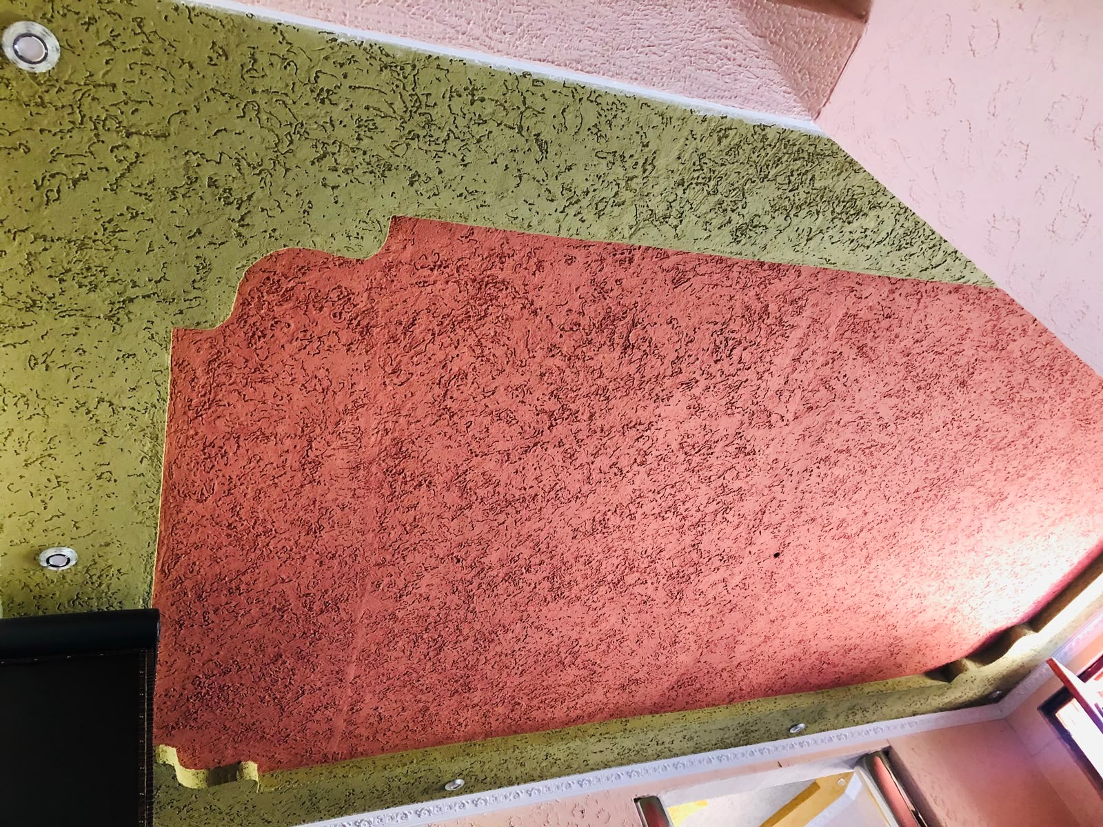 Olive and terracotta gamazine textured wall finish